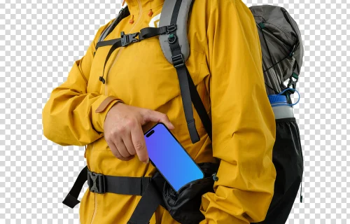 Touriste en veste jaune avec un iPhone mockup à la main