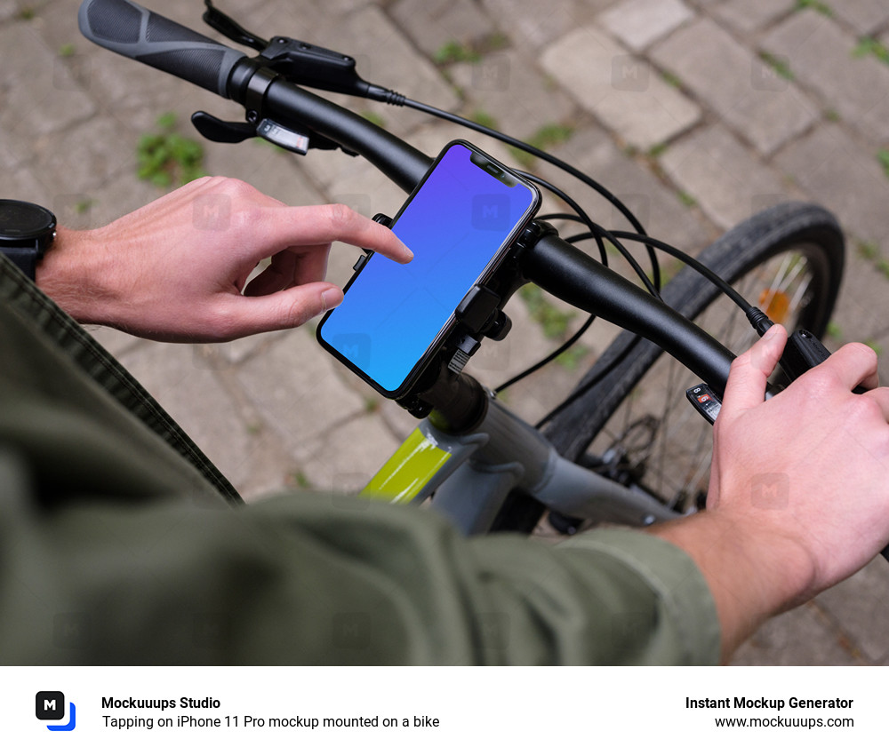 Taper sur l'iPhone 11 Pro mockup monté sur un vélo
