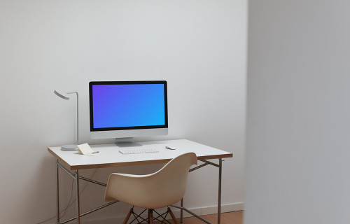 iMac mockup dans un espace de travail simple 